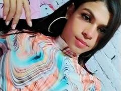 VaiolethSex69 - shemale webcam at xLoveCam