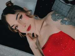 ValentLatin - shemale webcam at xLoveCam