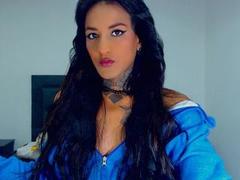 andreinasexhGreen - shemale with black hair webcam at ImLive