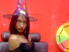 ValeriaJoyX - shemale with black hair webcam at xLoveCam