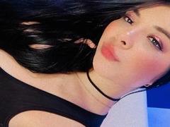 ValeriaVale - female with black hair webcam at xLoveCam