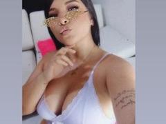 ValeriaVale from xLoveCam