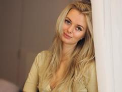 ValeriexAngel - blond female webcam at xLoveCam