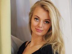 ValeriexAngel - blond female webcam at xLoveCam