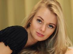 ValeriexAngel - blond female webcam at xLoveCam