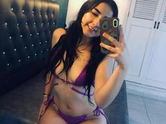 valeryhootsButerz - female with black hair webcam at ImLive