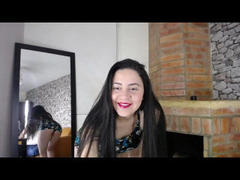 ValleryHottie - female with black hair webcam at xLoveCam