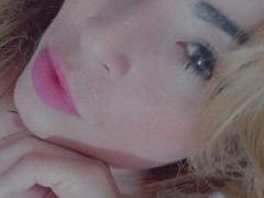 Valuna - female webcam at xLoveCam