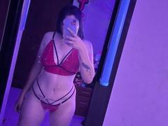 VanellopeWow - female with black hair and  small tits webcam at xLoveCam