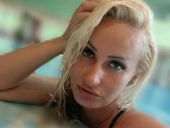 AbbyRusso - blond female webcam at xLoveCam