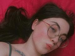 VelvetVixen - female with brown hair and  small tits webcam at xLoveCam