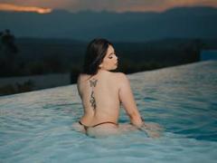 Juli_Diaz_ - female with black hair and  small tits webcam at ImLive