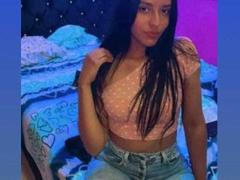 VickyHoney - female with black hair and  small tits webcam at xLoveCam