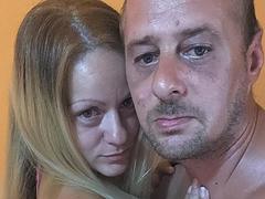 VickyMike - couple webcam at xLoveCam