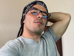 VictorPi - male webcam at xLoveCam