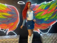 VictoriaAleia - shemale webcam at xLoveCam