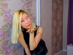 VivianLin - blond female with  small tits webcam at xLoveCam