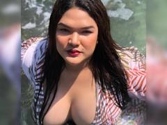 VoluptuousBeauty - shemale webcam at xLoveCam