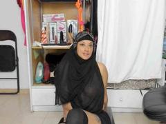 WetSweetKim - female with black hair webcam at xLoveCam