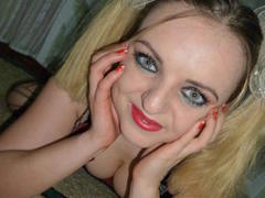 WildBlondy69 - blond female webcam at xLoveCam
