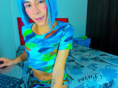 Xhimenna - shemale webcam at xLoveCam