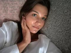 XoSweetSelena - female with  small tits webcam at xLoveCam