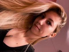 Yasemina - blond female with  small tits webcam at xLoveCam