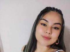 YeiliSweet - female with brown hair and  big tits webcam at xLoveCam