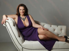 RebeccaCullen - female with brown hair and  big tits webcam at LiveJasmin