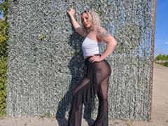 YourDreams-hot - blond female webcam at xLoveCam