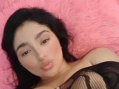 YourSexyLove69 from xLoveCam