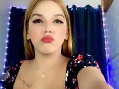 YourSweetAngel69 from xLoveCam