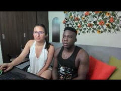 YuliaJanis - couple webcam at xLoveCam