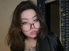 YurikoMay - female with brown hair and  small tits webcam at xLoveCam