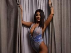 Yuukenzi - female with black hair webcam at xLoveCam