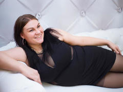 ZenaPulmer - female with black hair and  big tits webcam at LiveJasmin