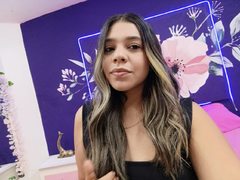 ABBY_Interactive - female with brown hair webcam at ImLive