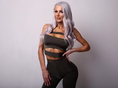 CindyJonnes - female with brown hair and  big tits webcam at LiveJasmin