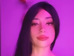 Adelynee_ from ImLive