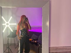 AdonisLuxe from LiveJasmin