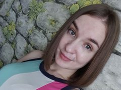 AndaHot69 - female with brown hair and  big tits webcam at xLoveCam