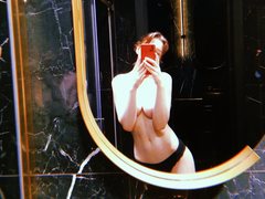 AdelHeide - female with brown hair webcam at xLoveCam