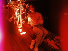 AdelHeide - female with brown hair webcam at xLoveCam