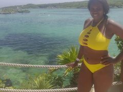 AGATAFOX - female with brown hair and  big tits webcam at ImLive