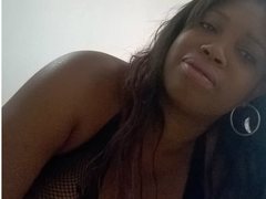 AGATAFOX - female with brown hair and  big tits webcam at ImLive