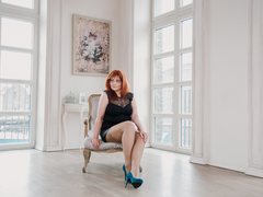 AinaBright - female with brown hair and  big tits webcam at ImLive