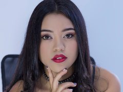 Alahiia - female with black hair webcam at LiveJasmin