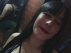 AlairaAura - female webcam at ImLive