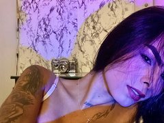 Alexxahot29cm - shemale with black hair webcam at ImLive