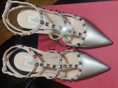 BlondPriestess - blond female with  big tits webcam at ImLive